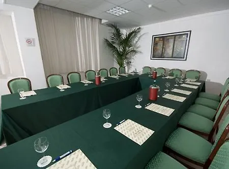 Hotel Wave Acireale