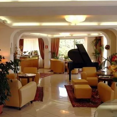 Wave Hotel 4*