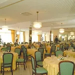 Wave Hotel 4*