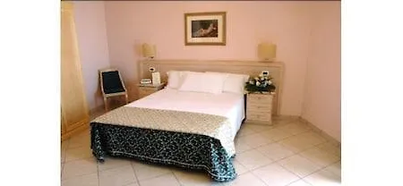 Hotel Wave 4*