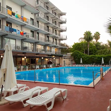 Wave Hotel