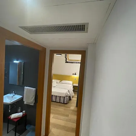 Wave Hotell 4*