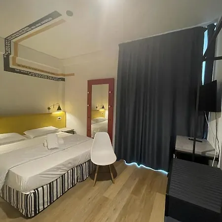 Hotell Wave Acireale