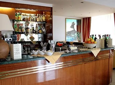 Hotel Wave 4*