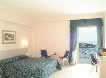 Wave Hotel Acireale